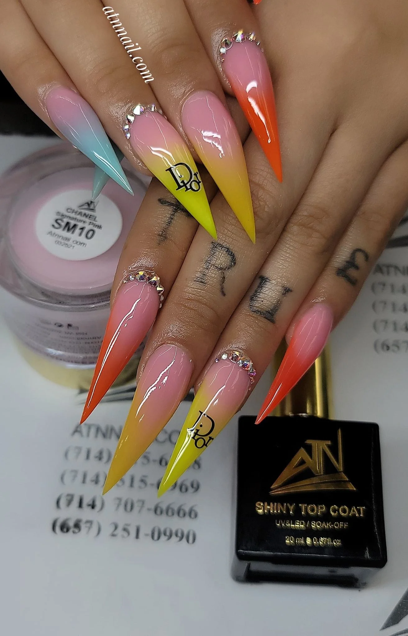 Channel Luxury Acrylic Powder - Set SM 18 Colors - Image 6